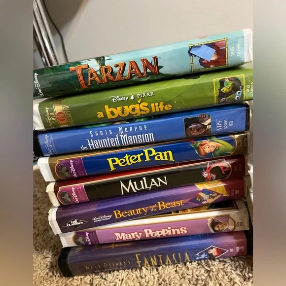 Vintage Disney and Pixar classics VHS bundle of 15 - Picture 3 of 3